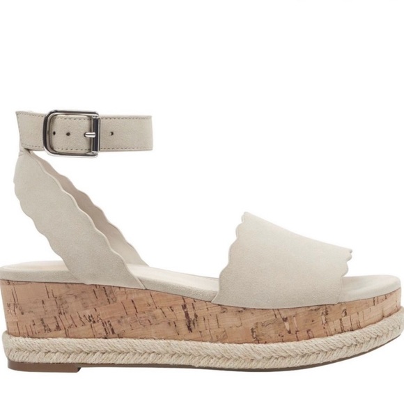 Marc Fisher Shoes - NWT Marc Fisher Faitful Platform Sandal size 7.5